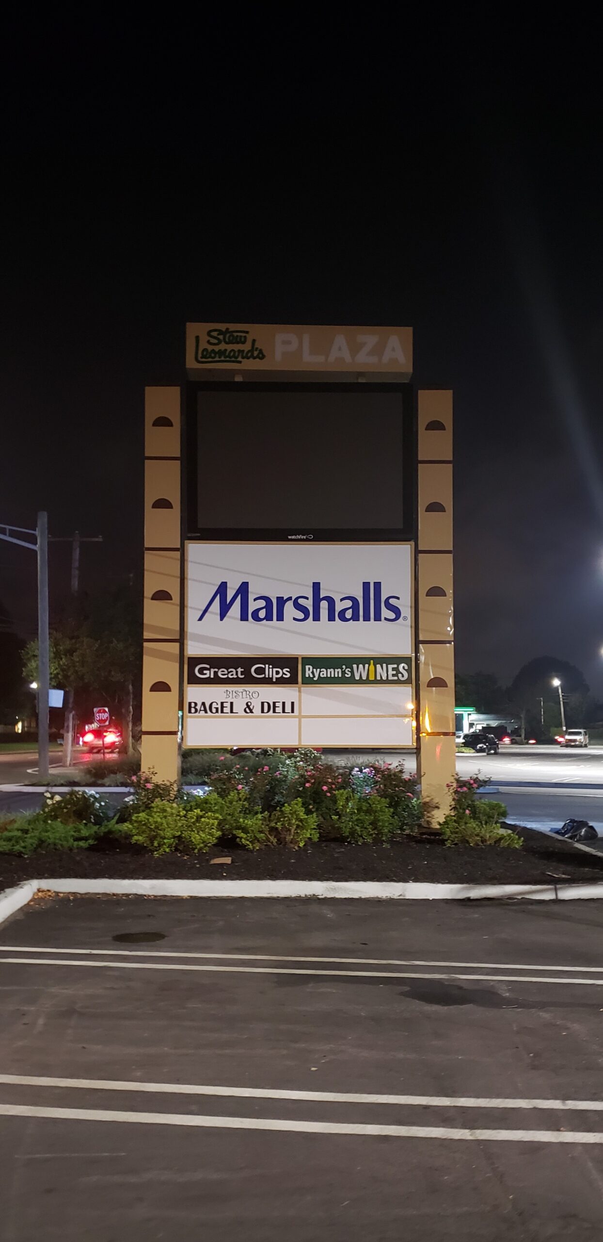 Shopping Centers signage